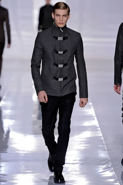 Look 20